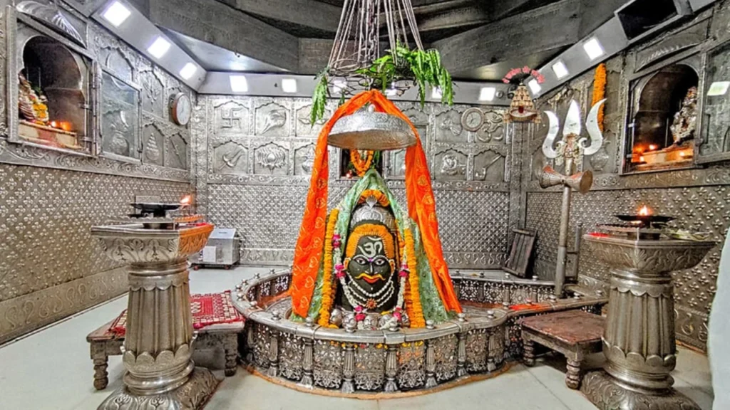 Mahakaleshwar lingam